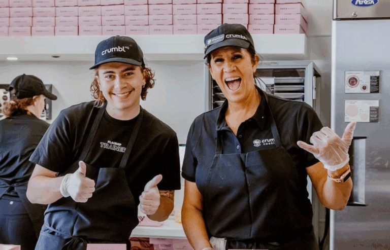 Crumbl Cookies Job